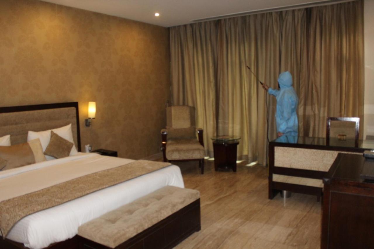 Royal Residence Iffco Chowk Gurgaon Zewnętrze zdjęcie