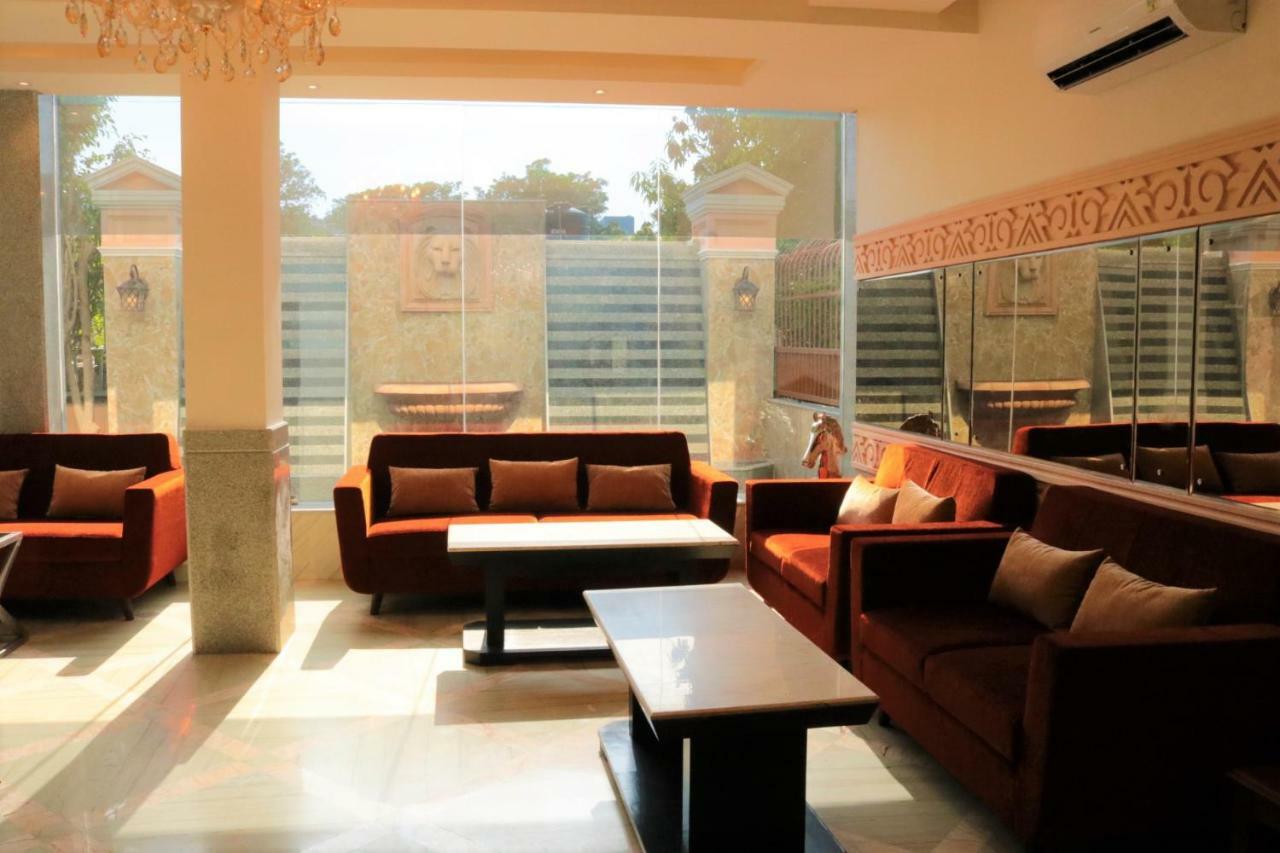 Royal Residence Iffco Chowk Gurgaon Zewnętrze zdjęcie