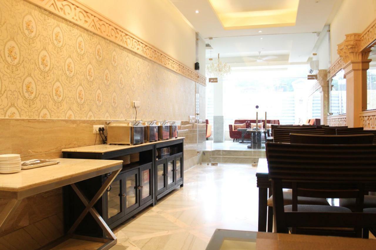 Royal Residence Iffco Chowk Gurgaon Zewnętrze zdjęcie