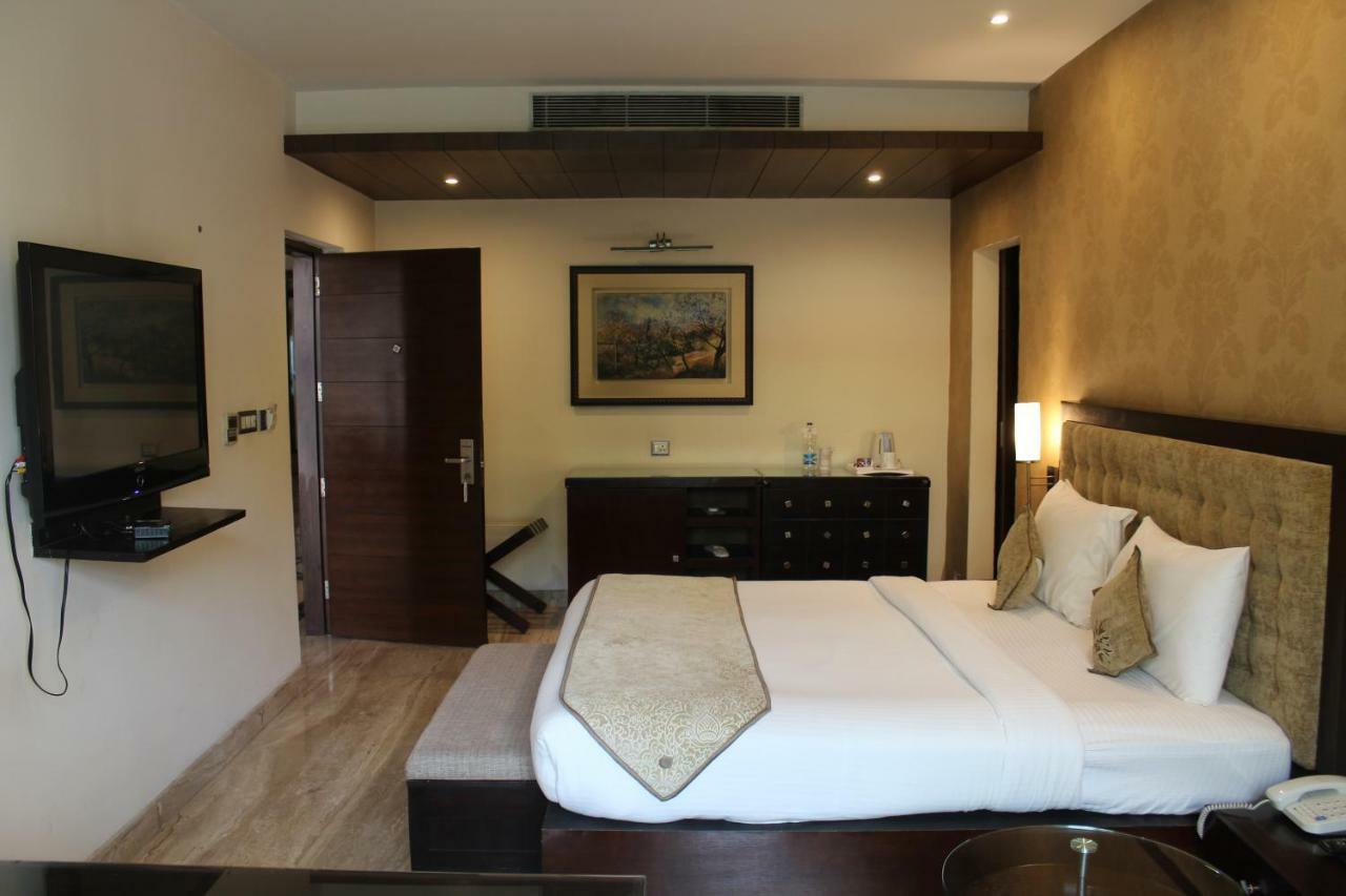 Royal Residence Iffco Chowk Gurgaon Zewnętrze zdjęcie